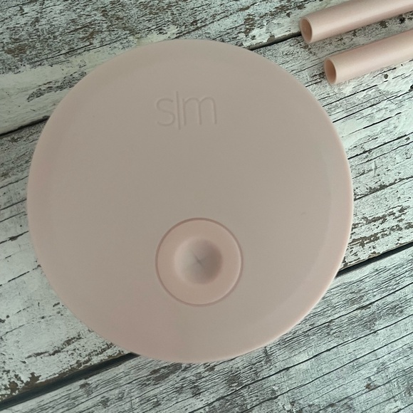 Pink Simple Modern Tumbler with Handle and Straws - Picture 5 of 7